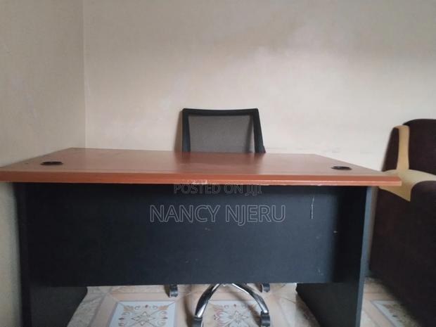 Office Table and Chair - thumbnail 2