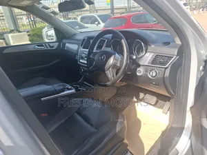 Mercedes-Benz M Class 2012 Silver