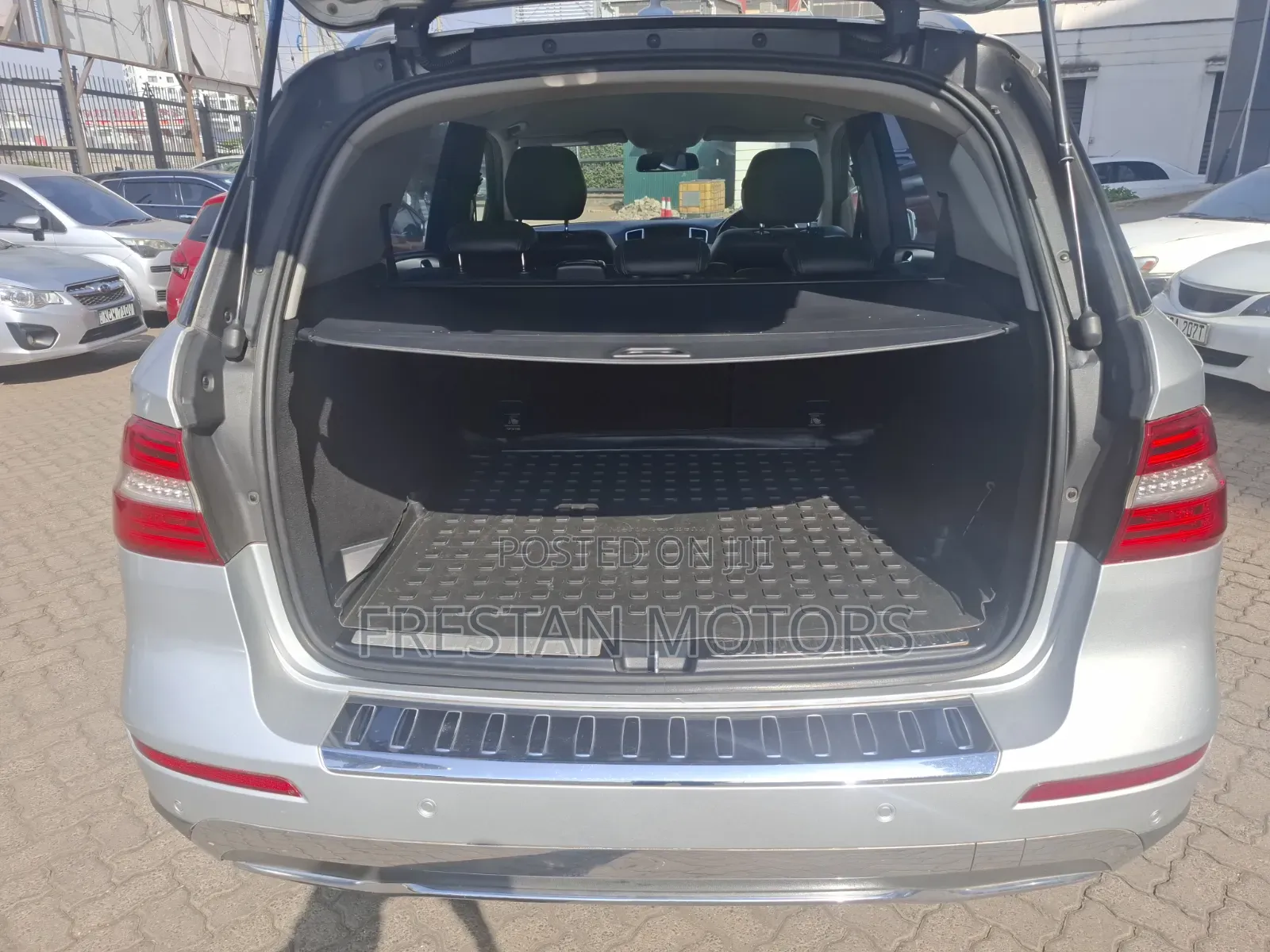 Mercedes-Benz M Class 2012 Silver