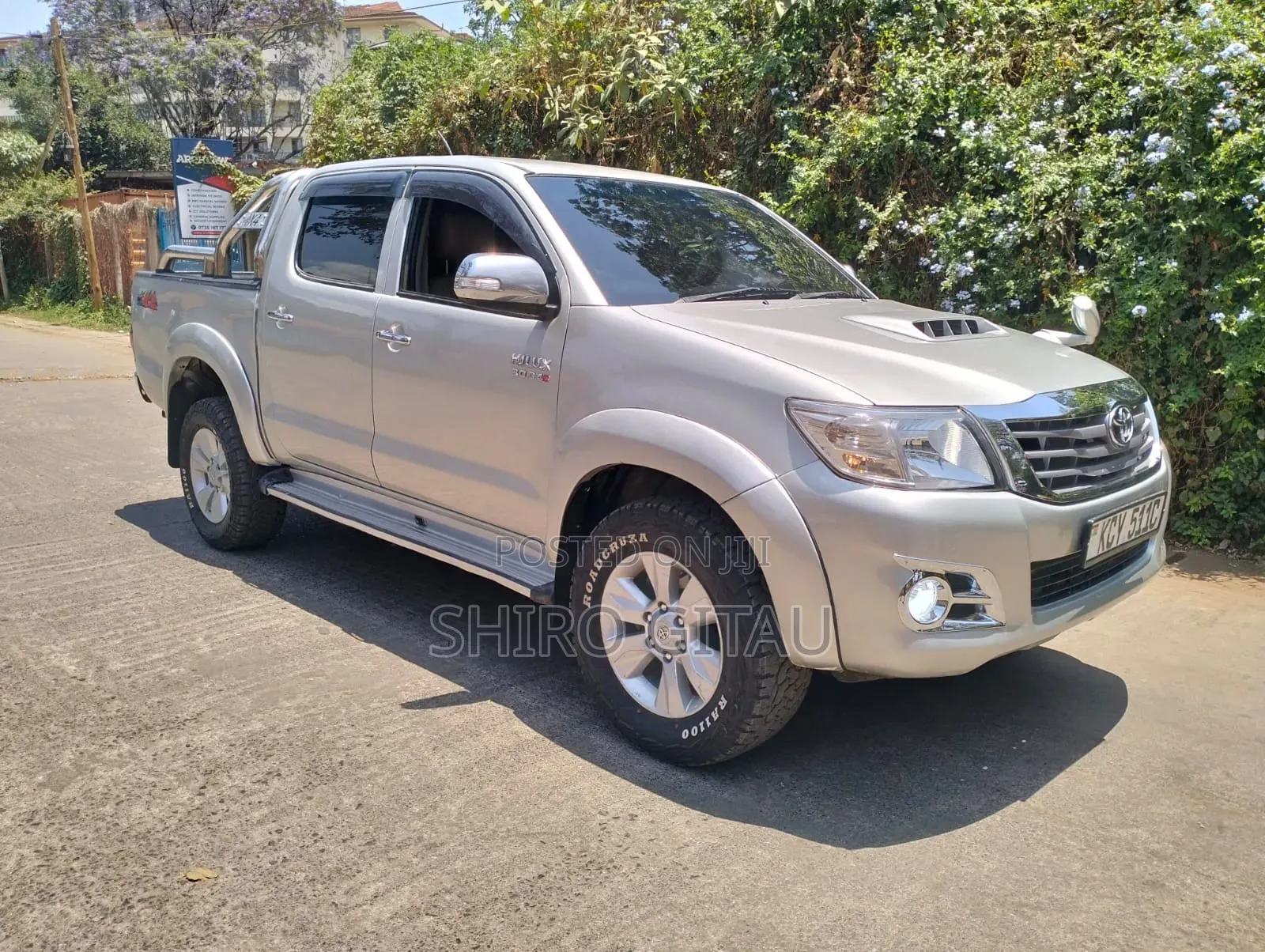 Toyota Hilux 2013 Silver