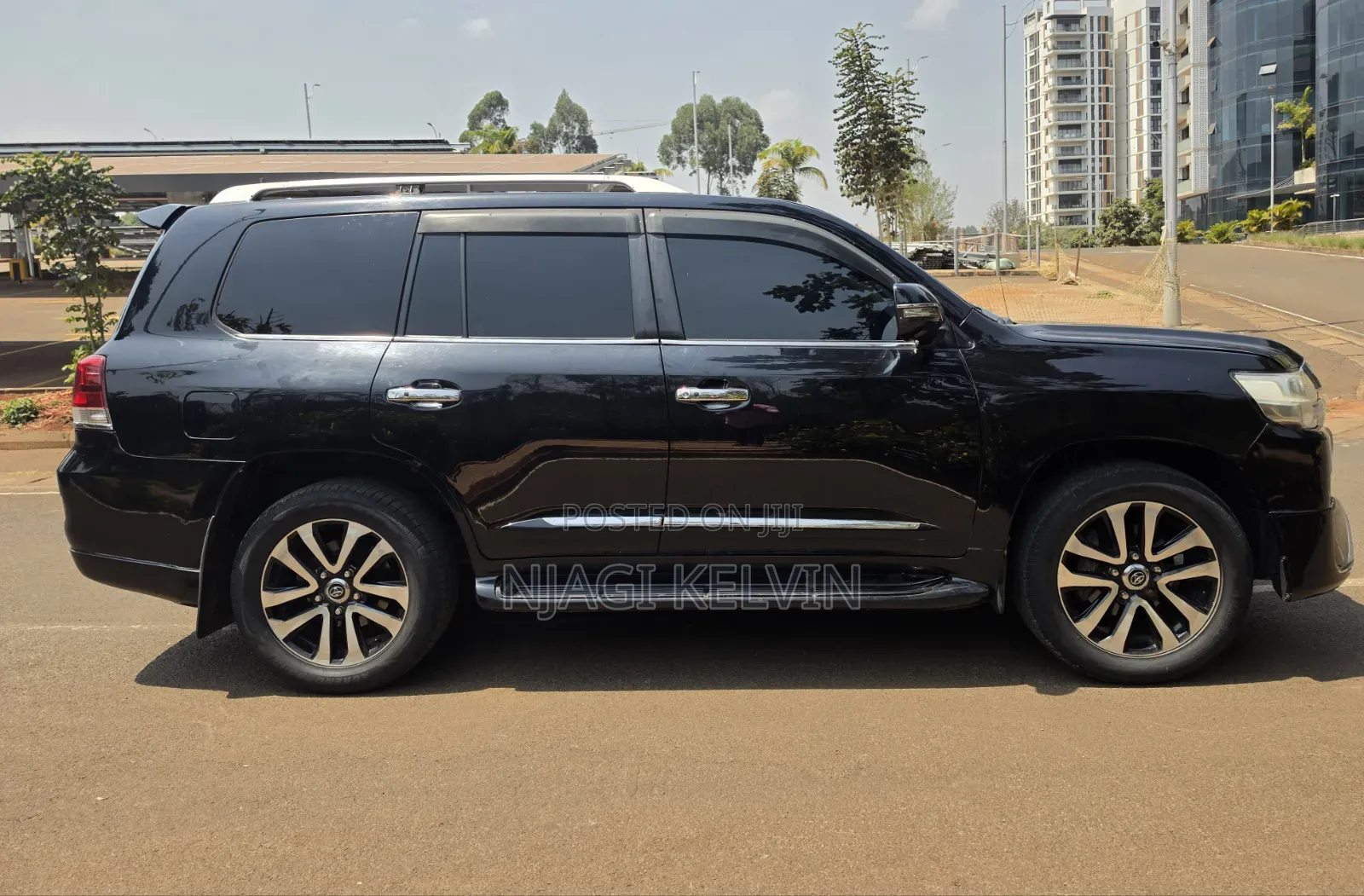 Toyota Land Cruiser 4.6 V8 ZX 2011 Black