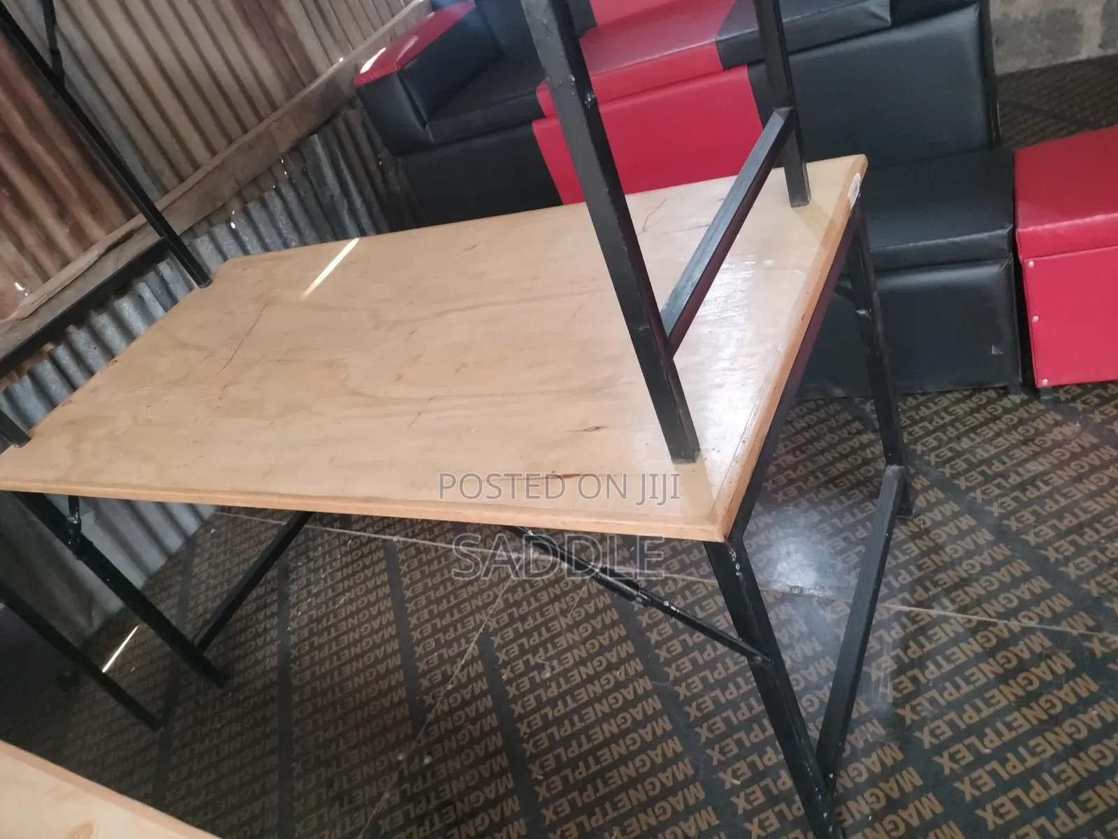 Foldable Table