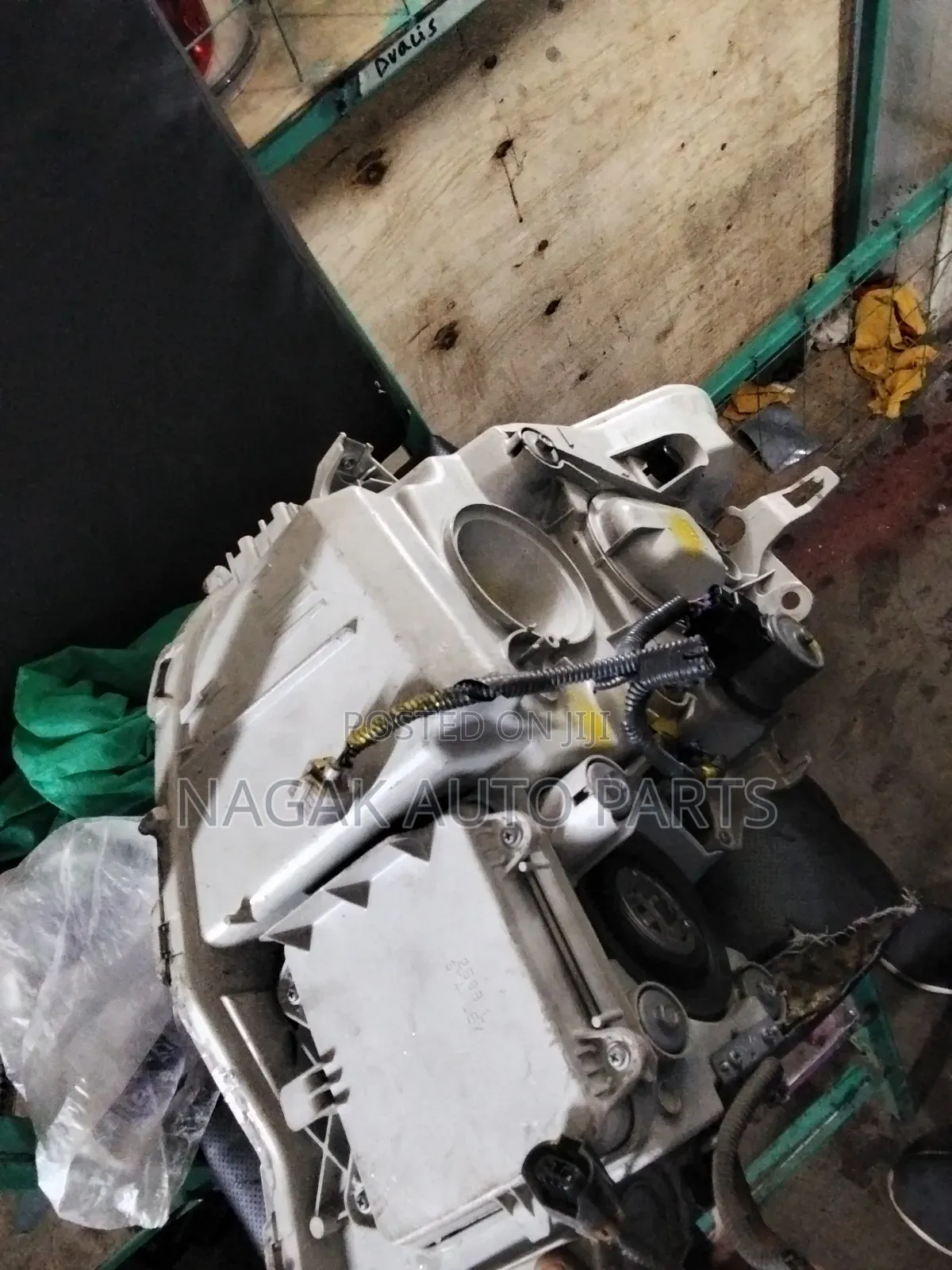 Crown 2008 Headlight