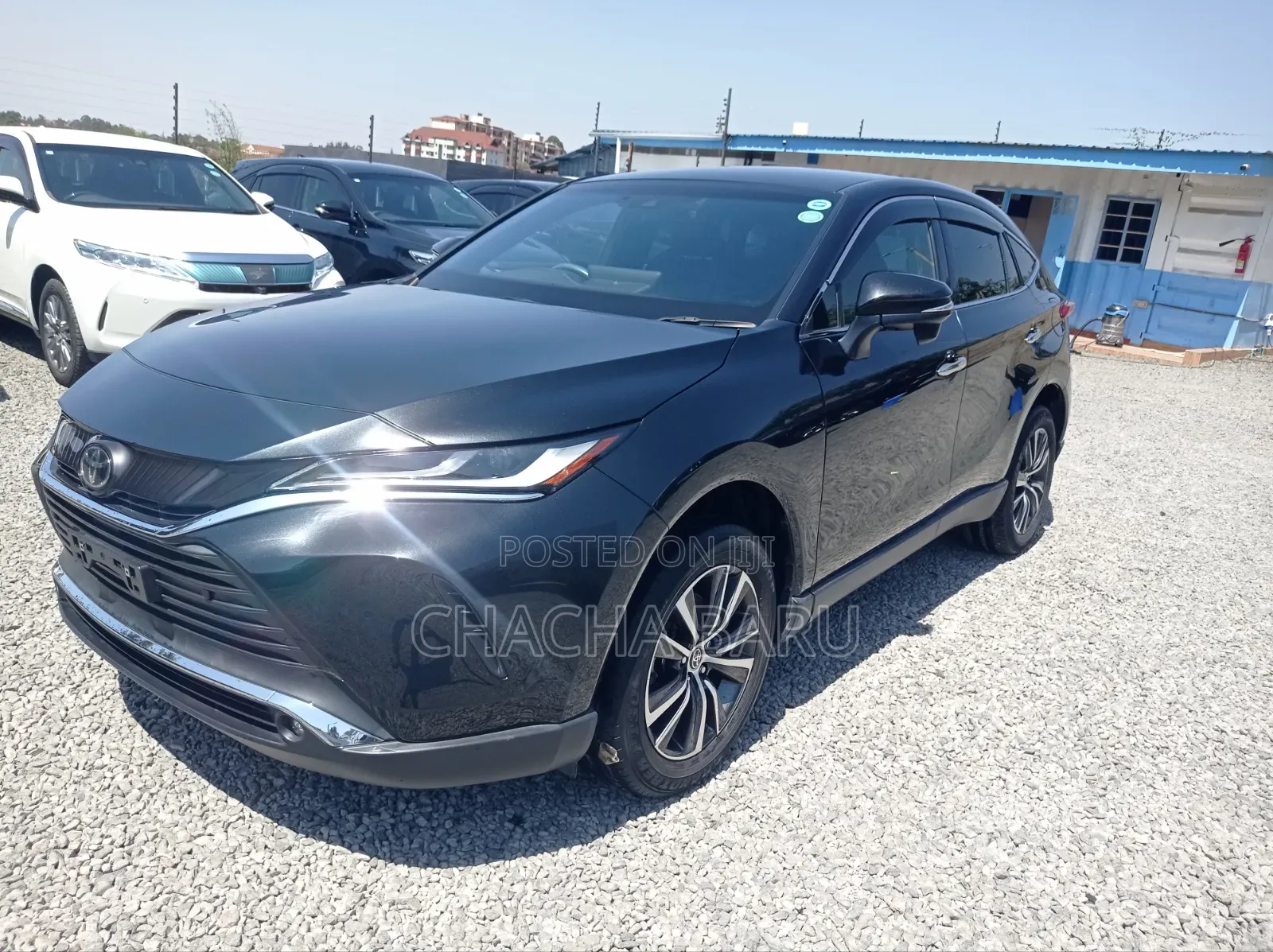 Toyota Harrier 2.0 2020 Black