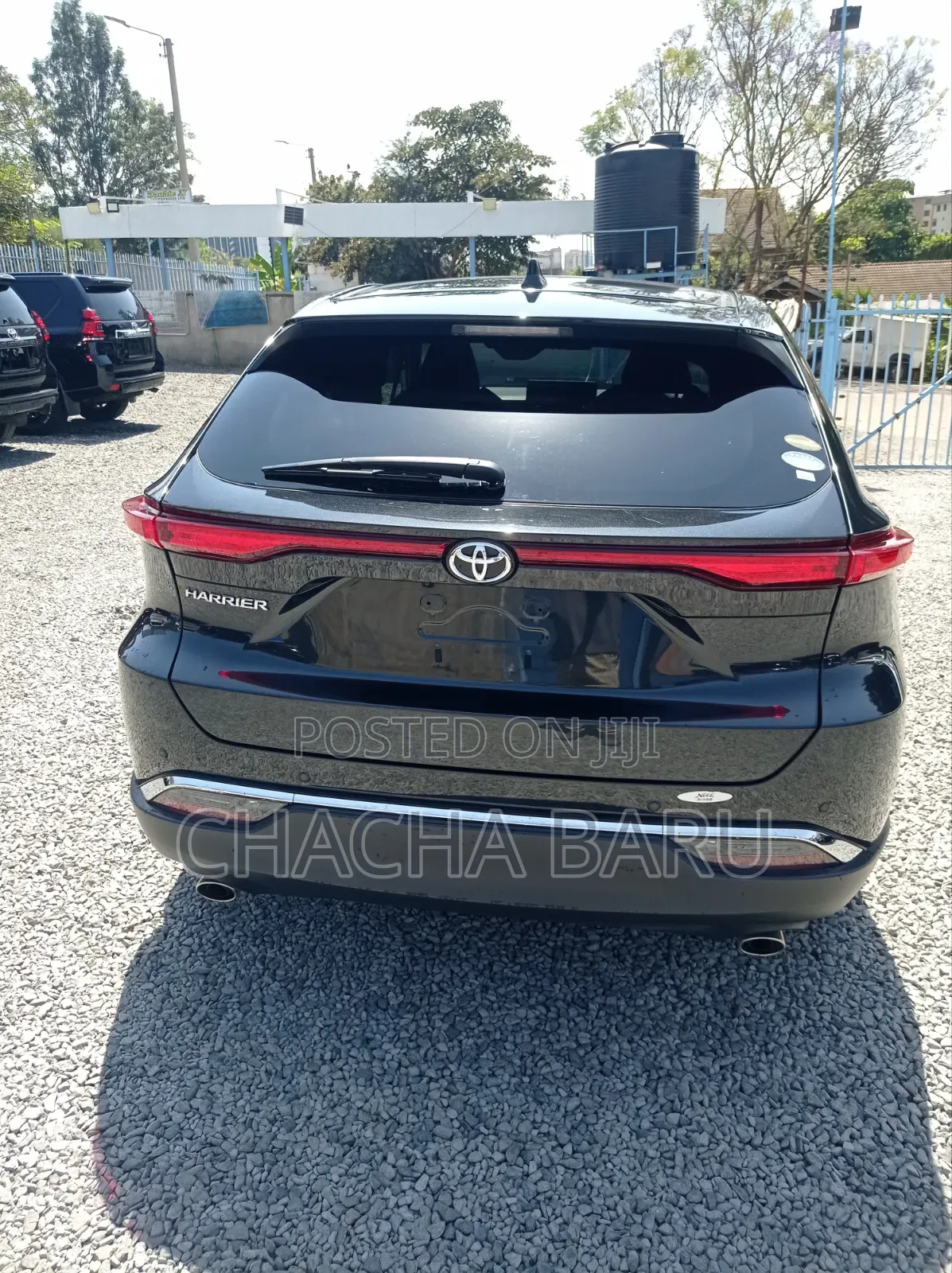 Toyota Harrier 2.0 2020 Black