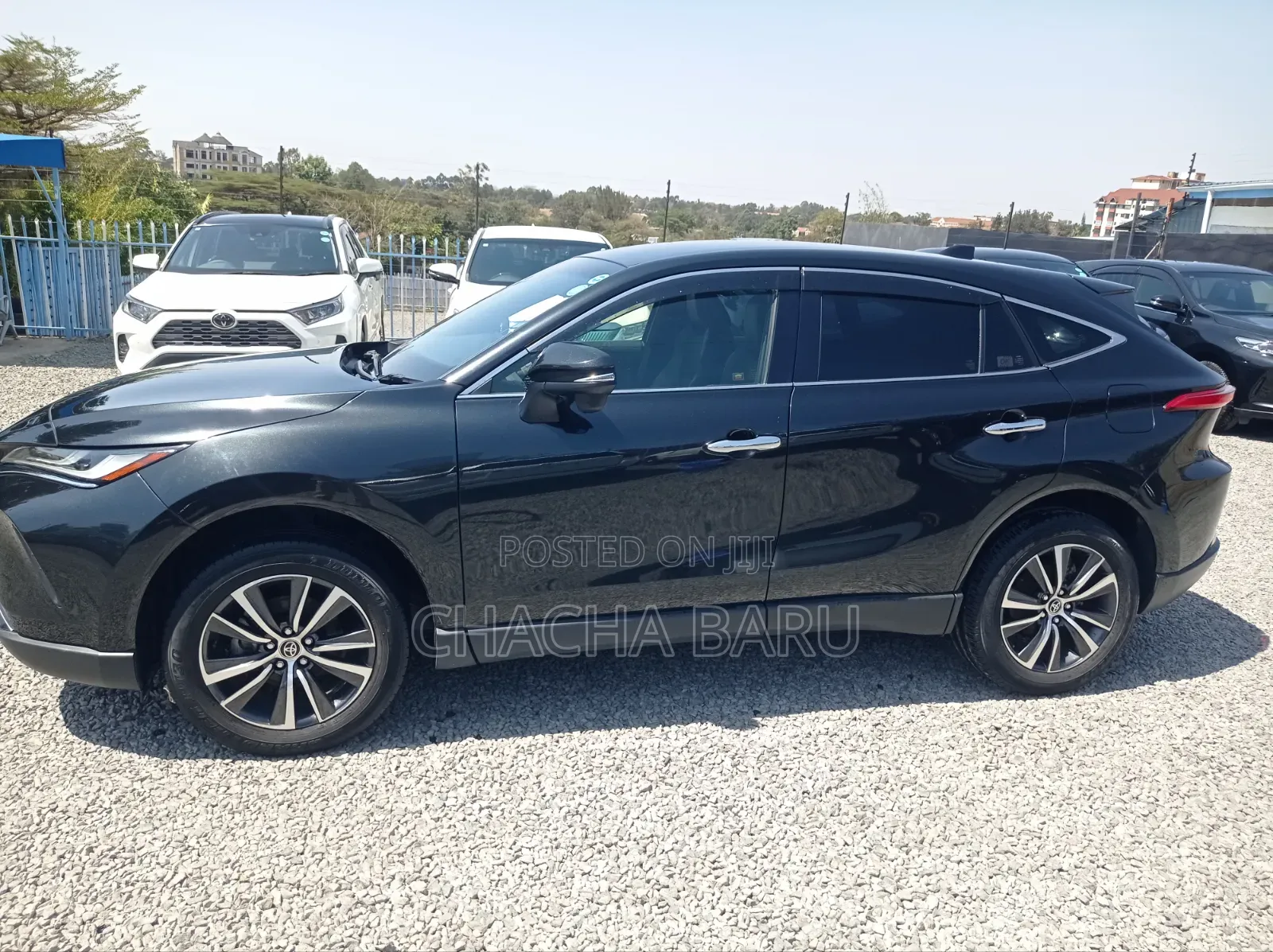 Toyota Harrier 2.0 2020 Black