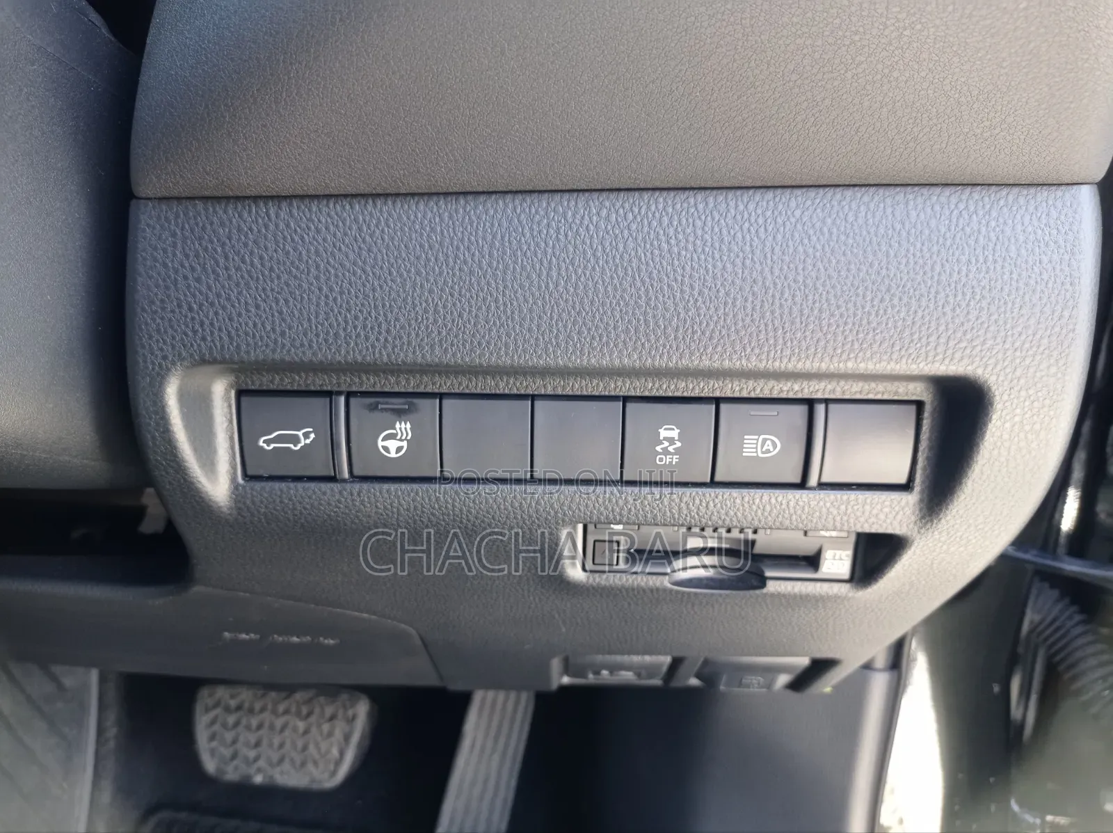 Toyota Harrier 2.0 2020 Black
