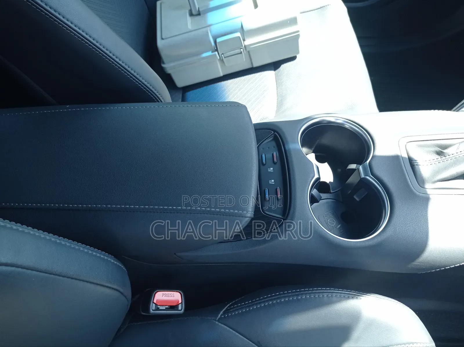 Toyota Harrier 2.0 2020 Black