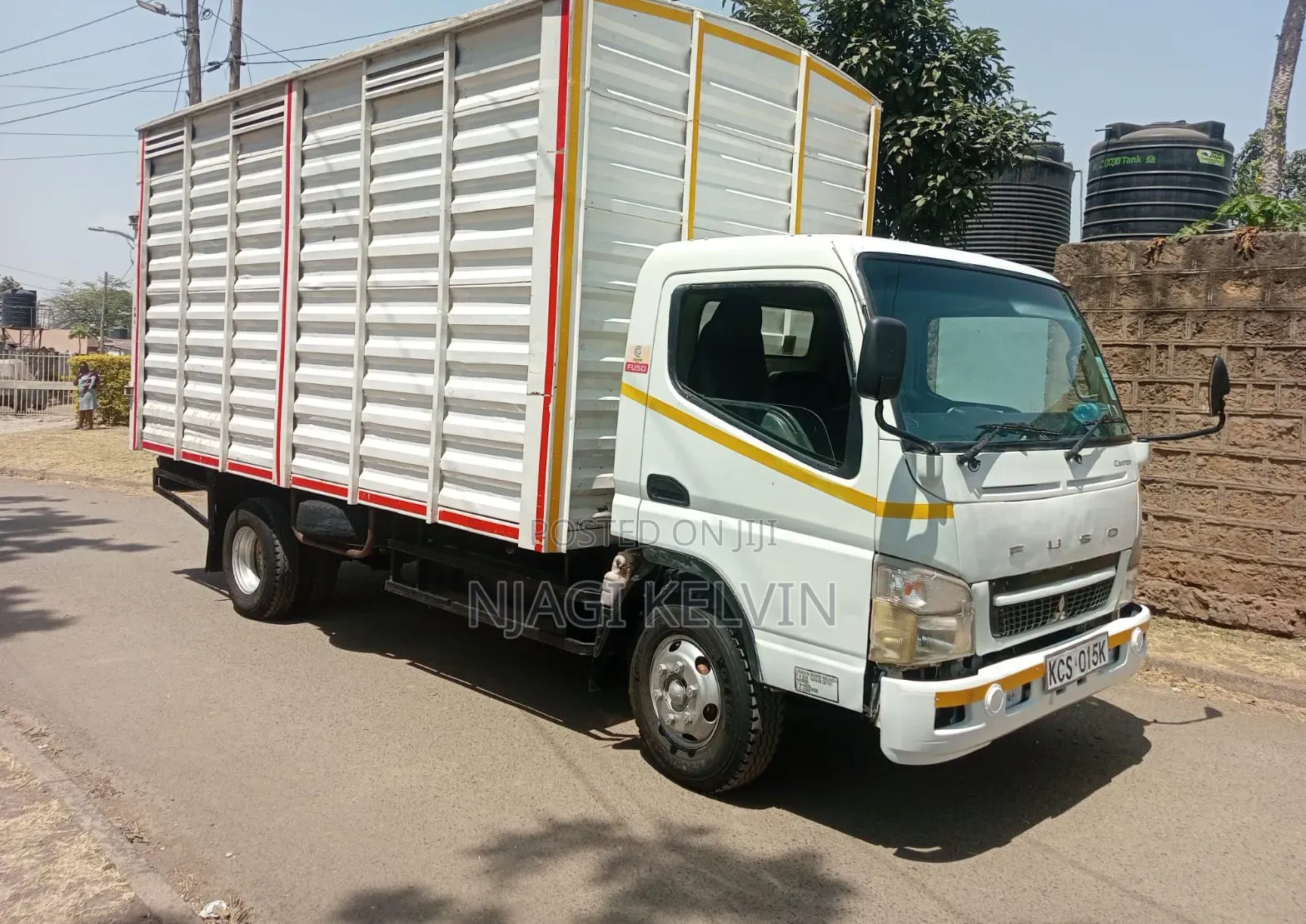 Mitsubishi Fuso 2017 White