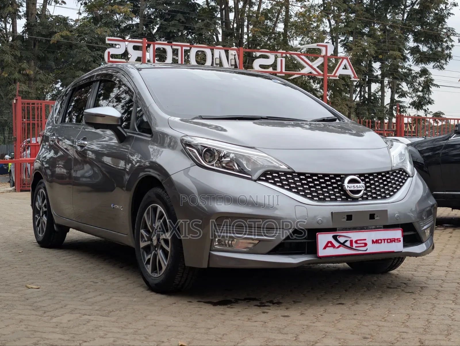 Nissan Note 1.2 Hybrid 2017 Gray