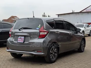 Nissan Note 1.2 Hybrid 2017 Gray