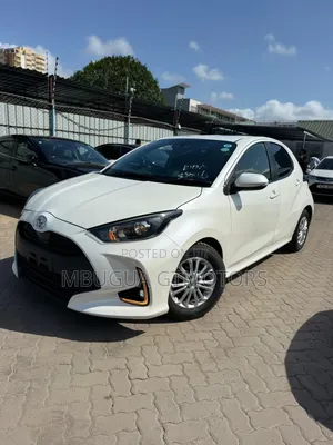 New Toyota Yaris 2019 White