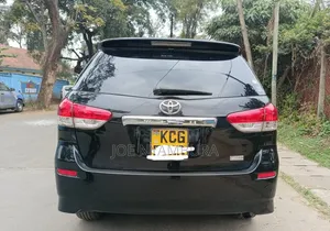 Toyota Wish 2010 Black