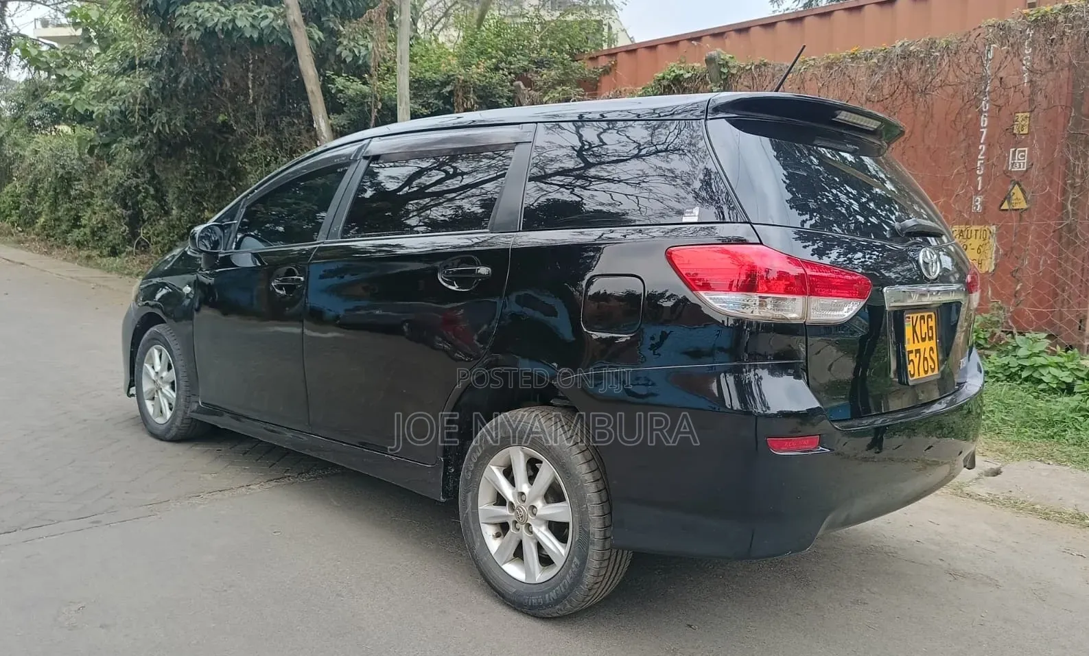 Toyota Wish 2010 Black