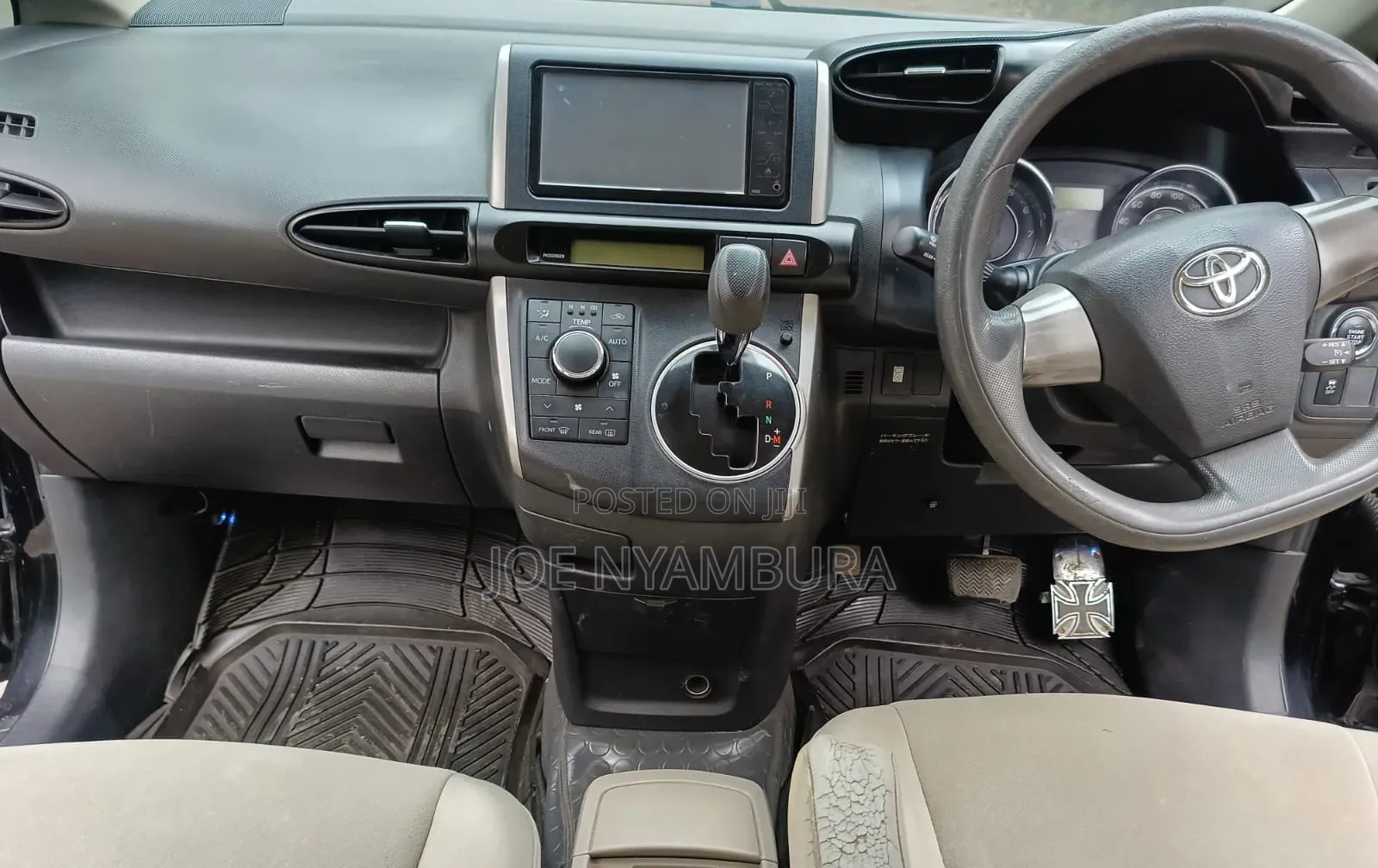 Toyota Wish 2010 Black
