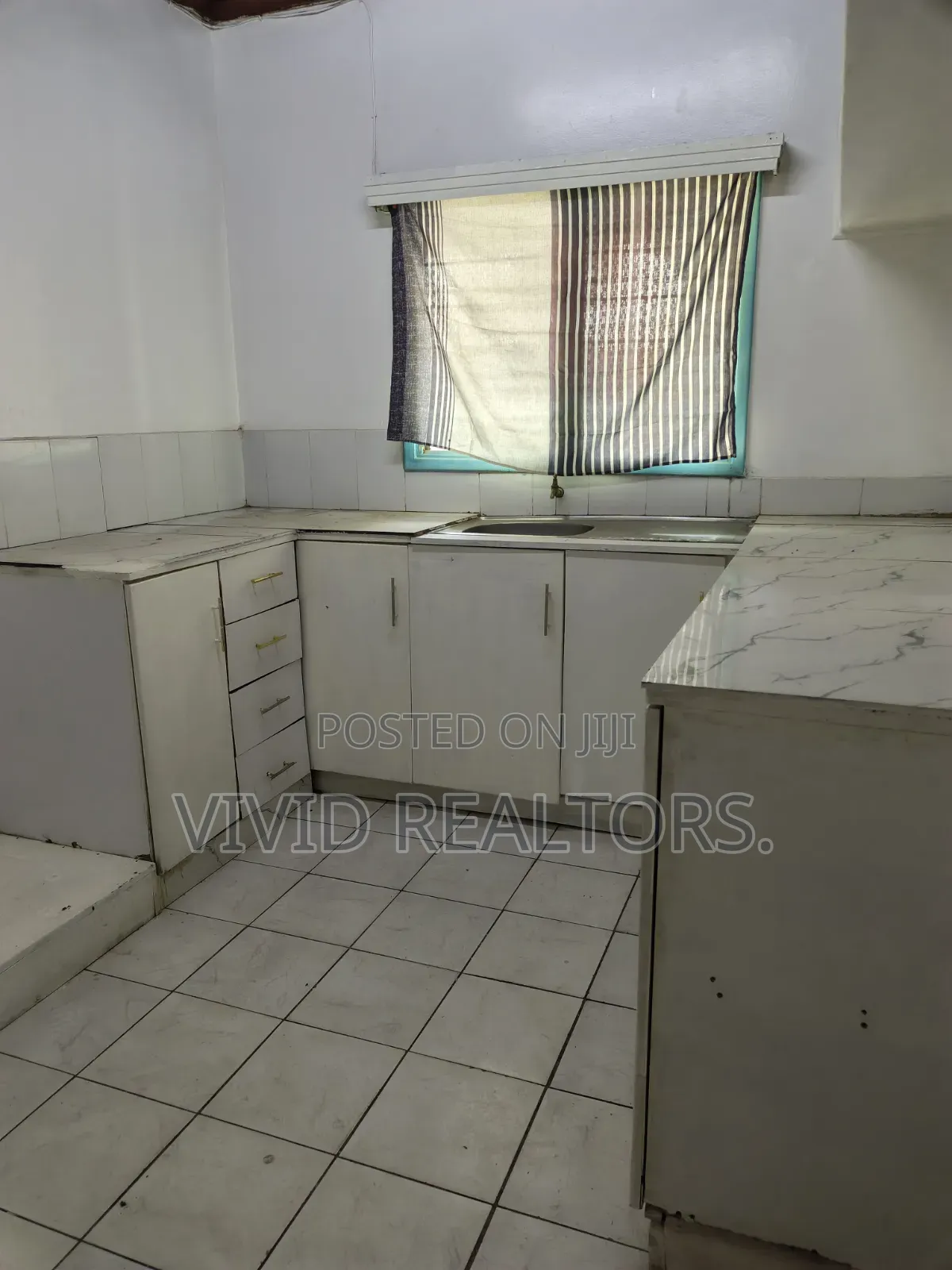 3bdrm Bungalow in Tena Estate, Umoja for rent