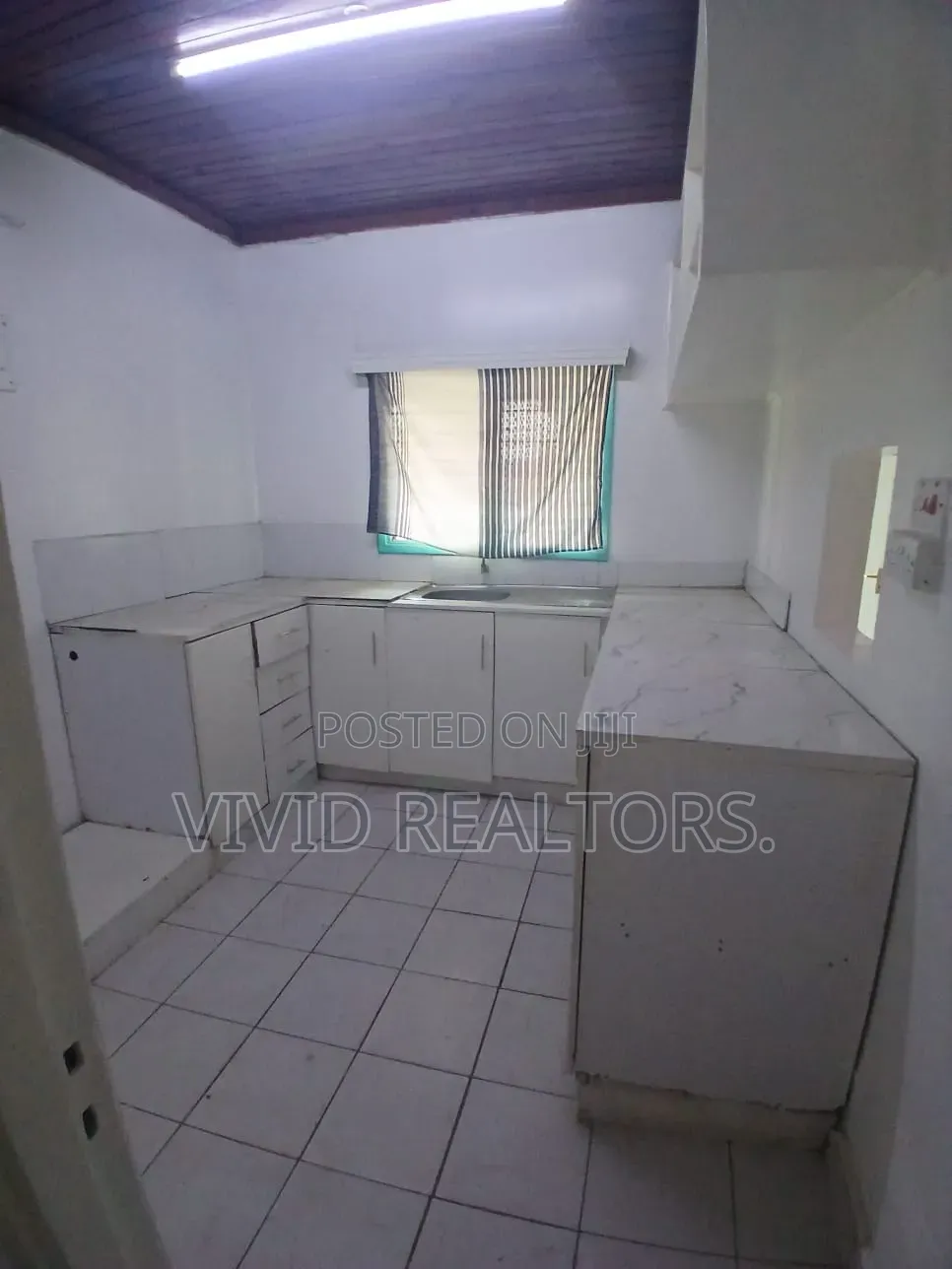 3bdrm Bungalow in Tena Estate, Umoja for rent