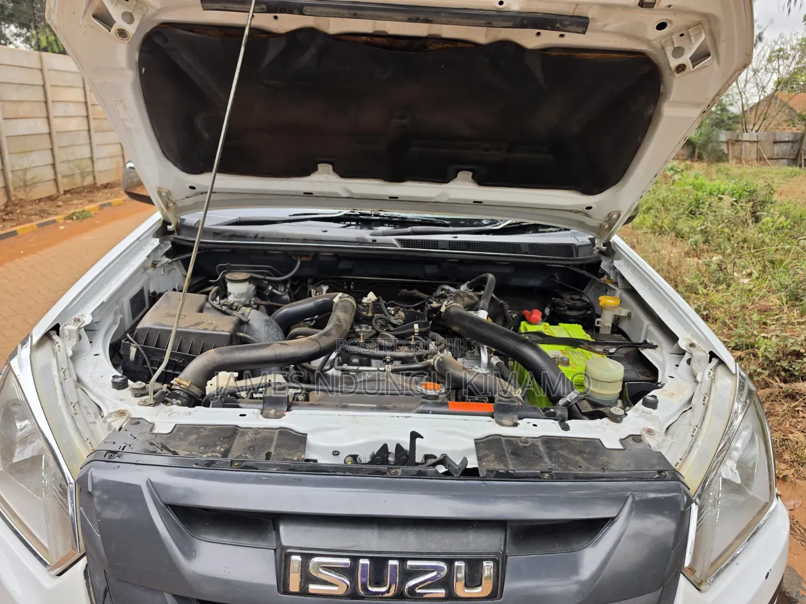 Isuzu D-MAX 2017 White