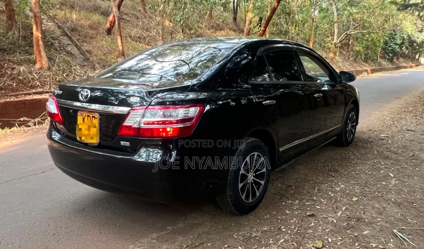Toyota Premio 2014 Black