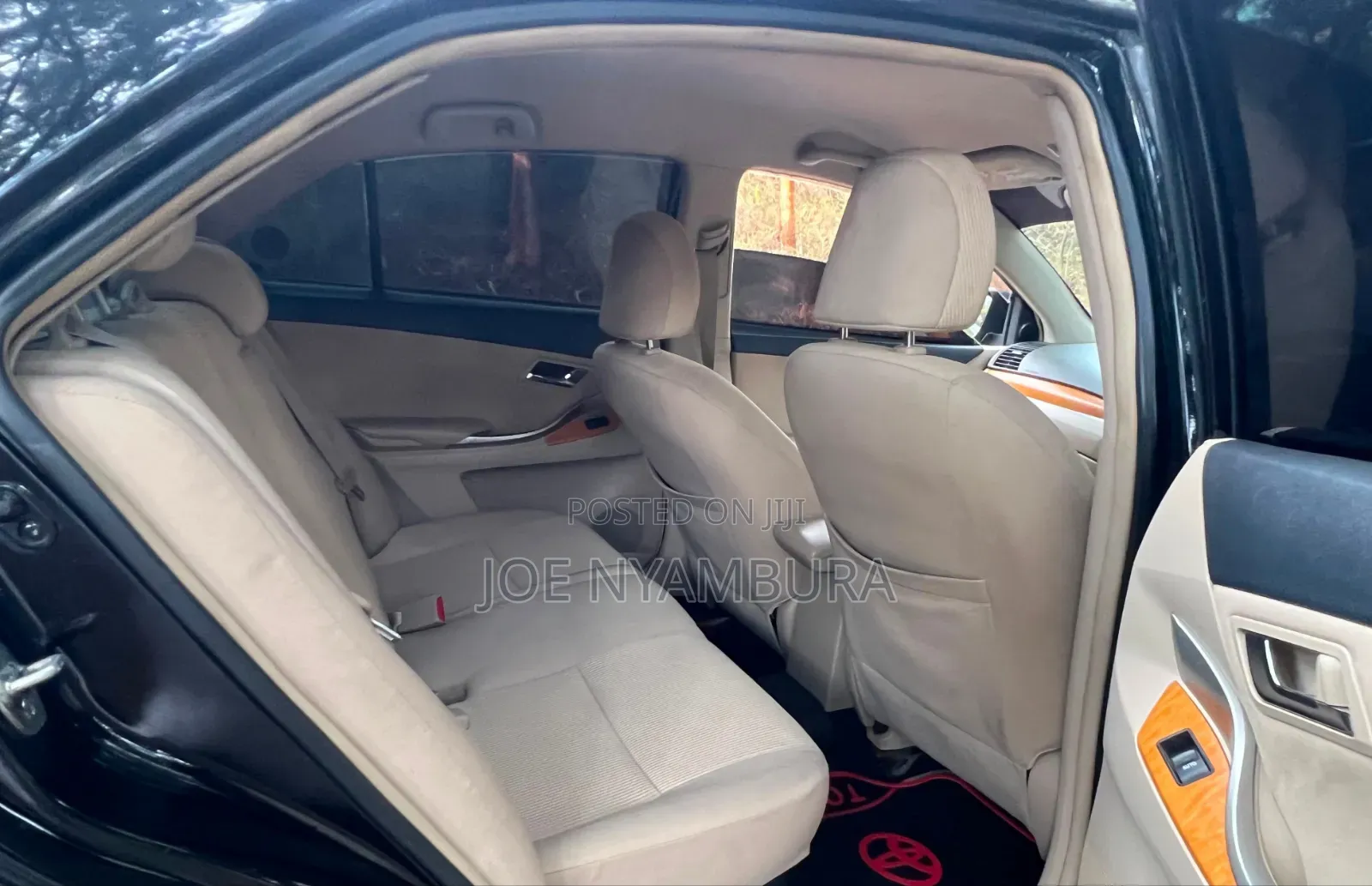 Toyota Premio 2014 Black