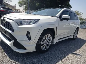 Toyota RAV4 2020 White