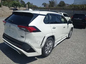 Toyota RAV4 2020 White