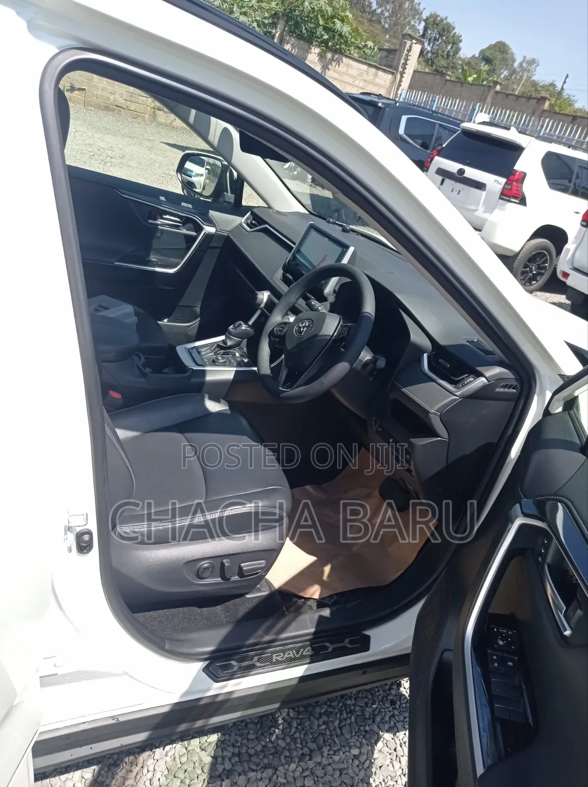 Toyota RAV4 2020 White