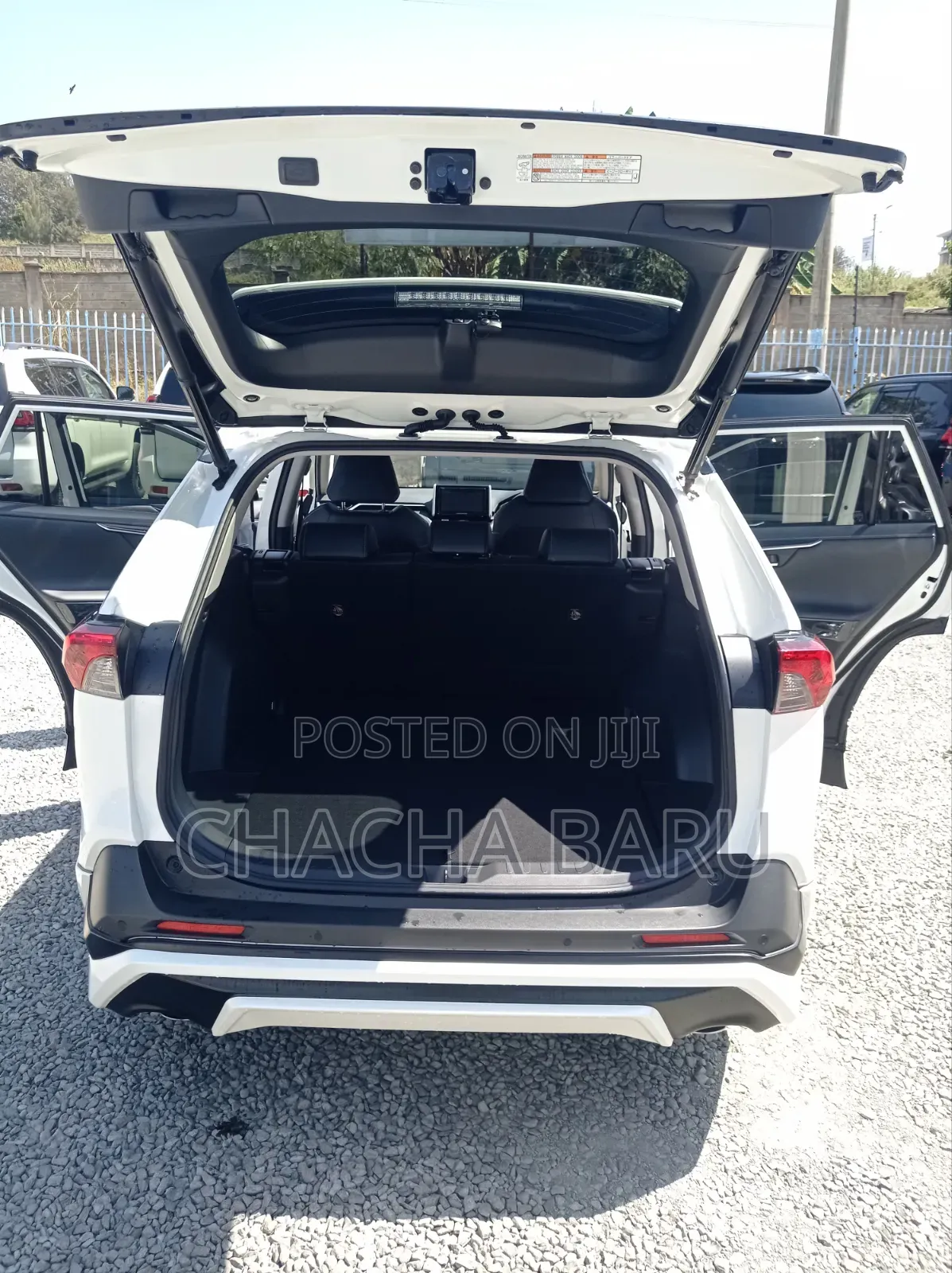 Toyota RAV4 2020 White