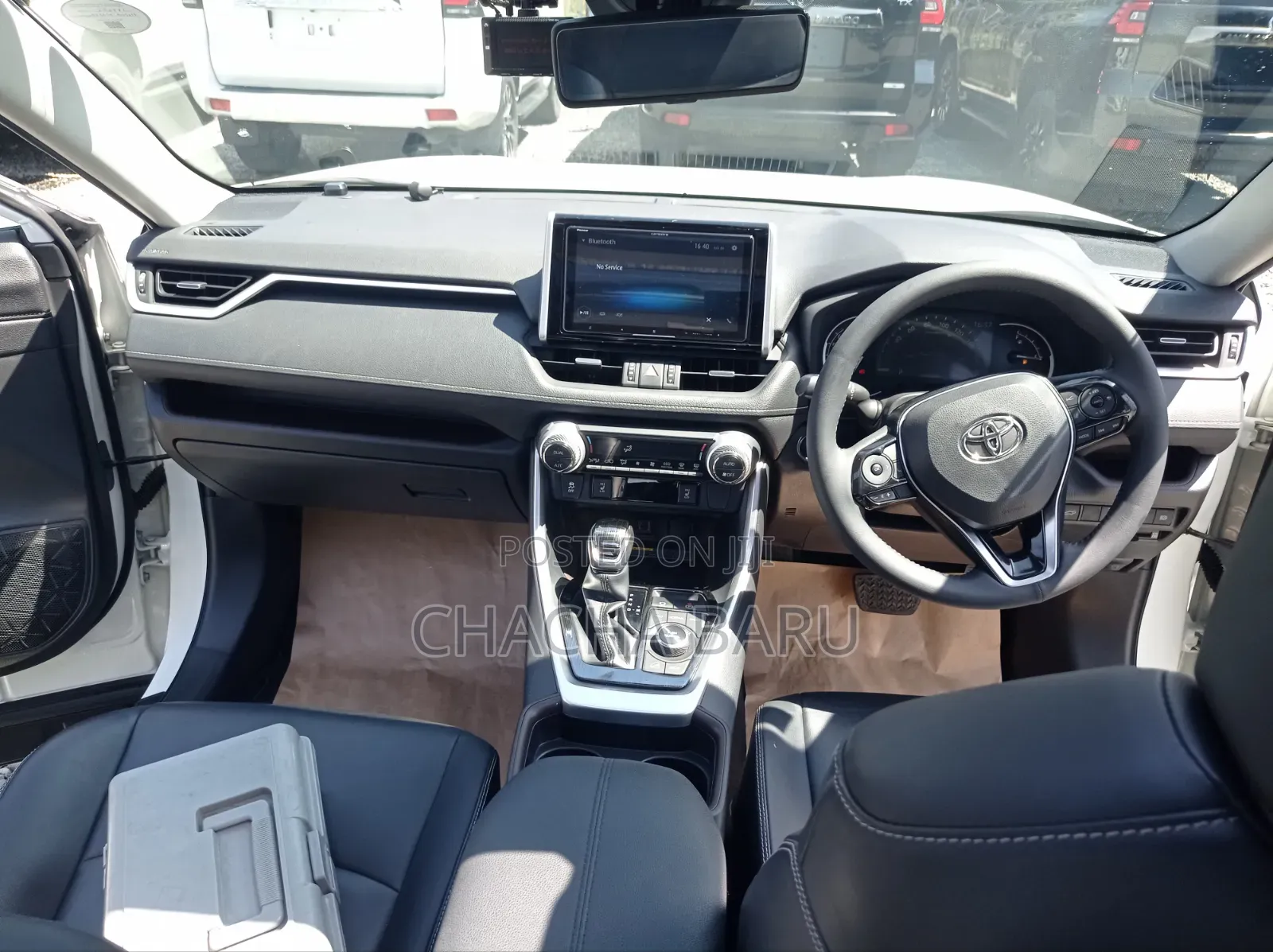 Toyota RAV4 2020 White