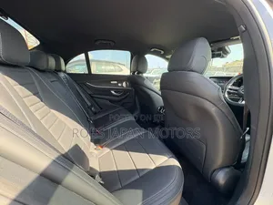Mercedes-Benz E200 2021 Ivory