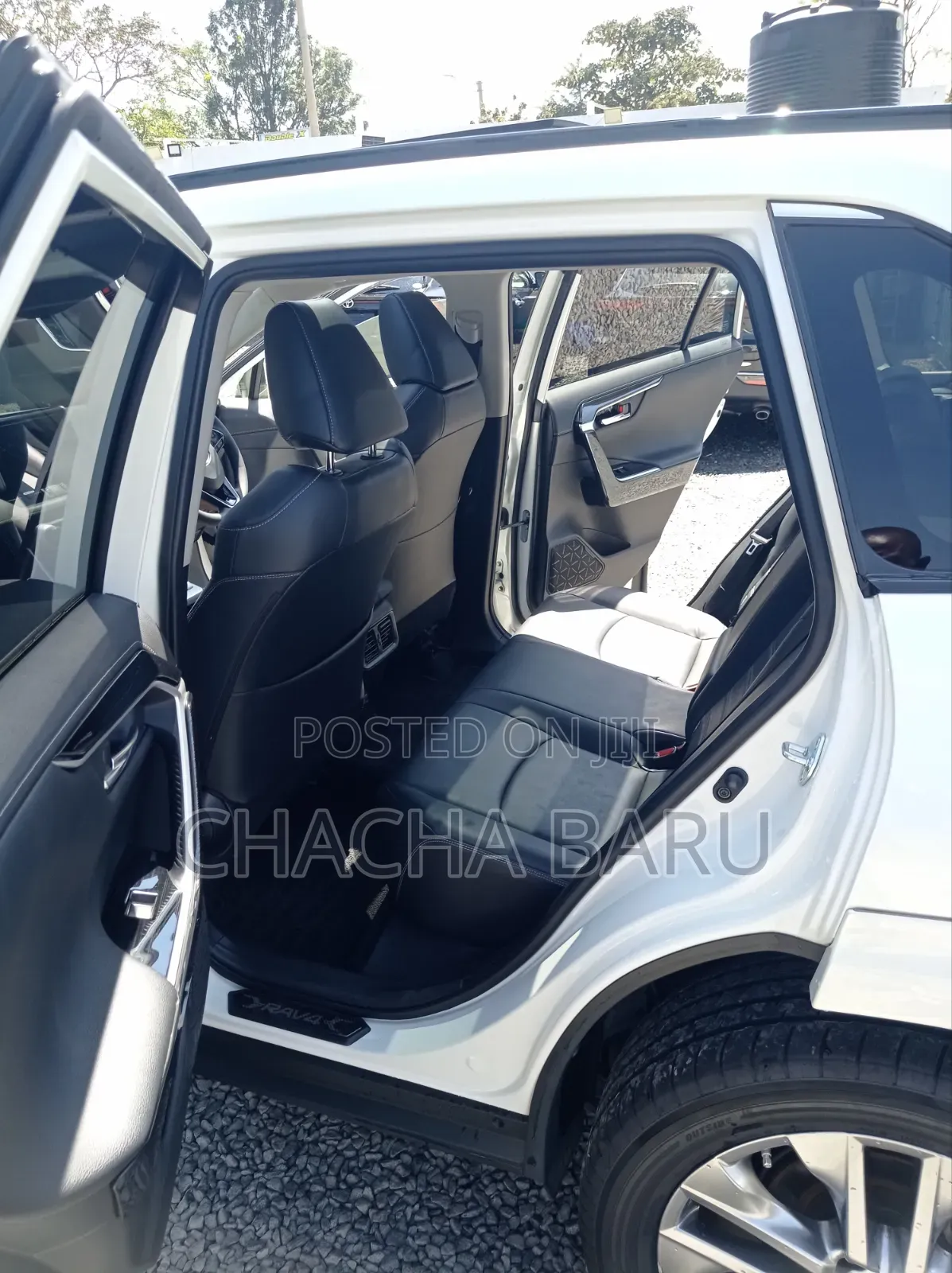 Toyota RAV4 2020 White
