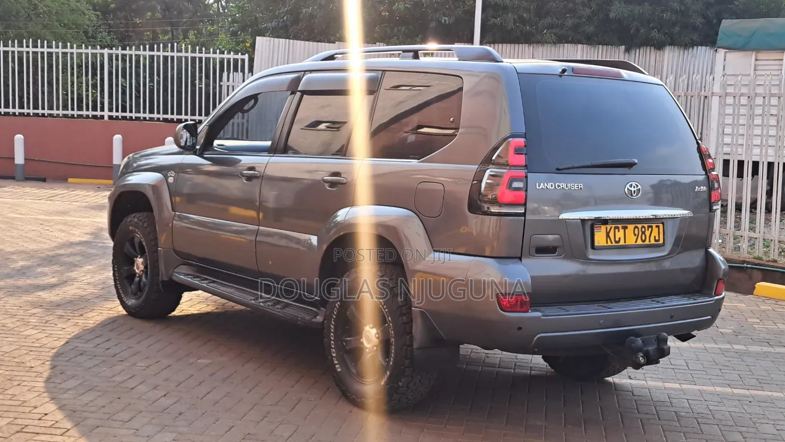 Toyota Land Cruiser 2008 Gray