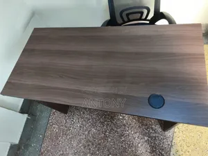 1.2M Office Table