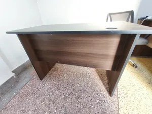 1.2M Office Table