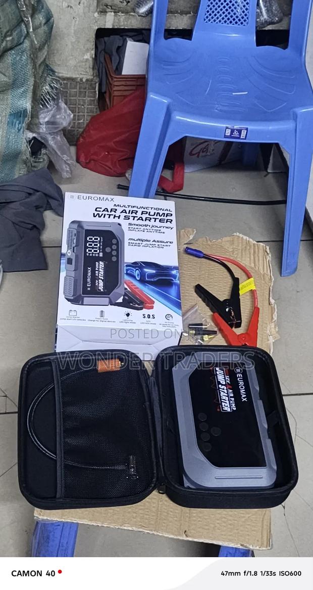 Car Air Pump With Jumpstarter - thumbnail 2