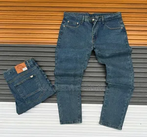 Men Plain Jeans Sizes 30-40