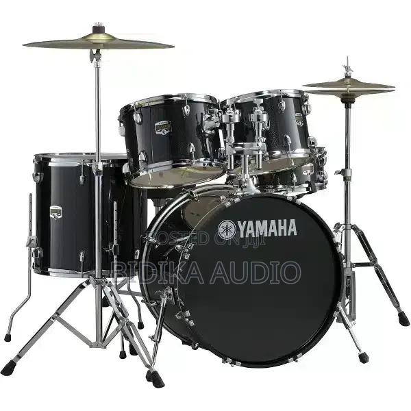 Yamaha Drum Set