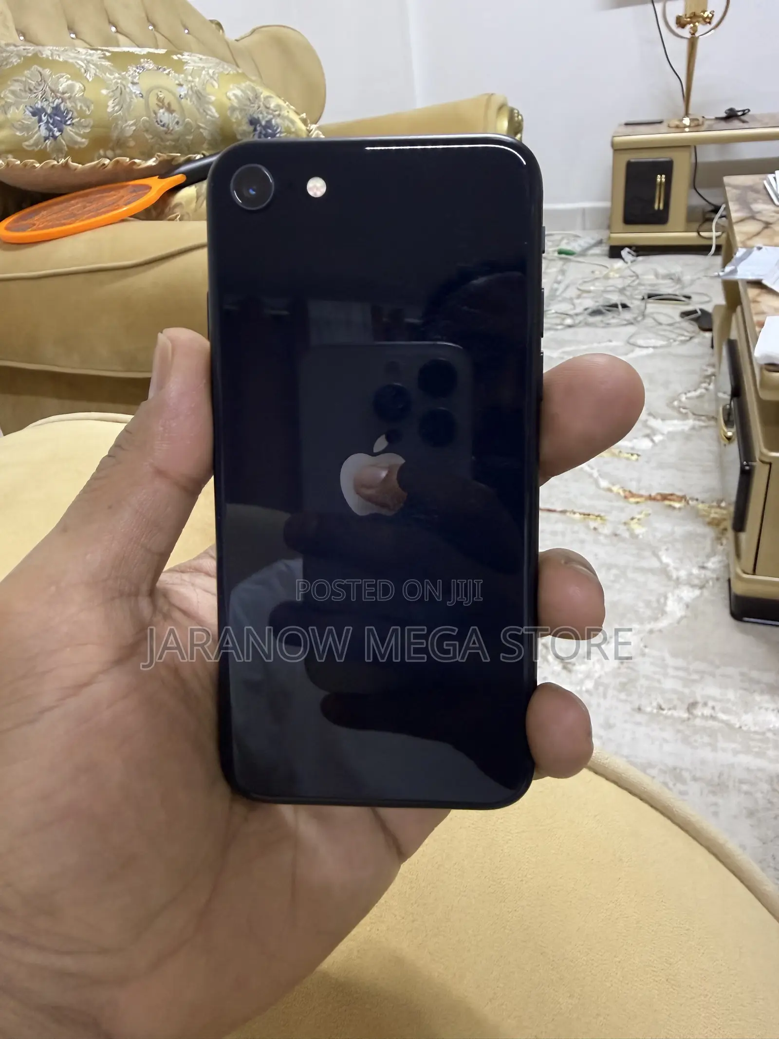 Apple iPhone SE (2022) 64 GB Black