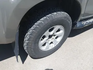 Isuzu D-MAX 2017 Gray