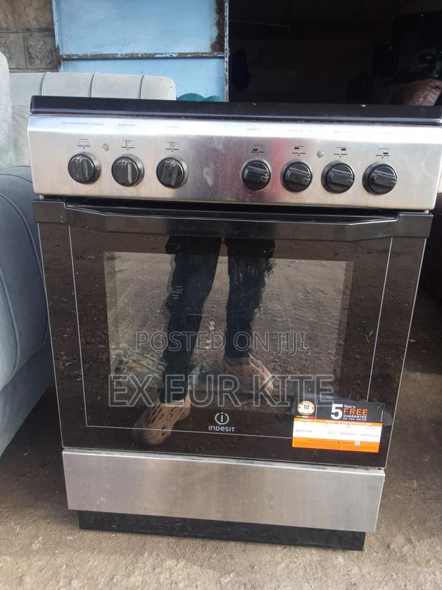 Indesit Cooker Vitro Ceramic Cooker 60*60cm