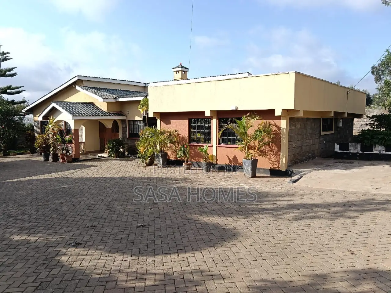 6bdrm Maisonette in Sasa Homes, Oluulua for sale