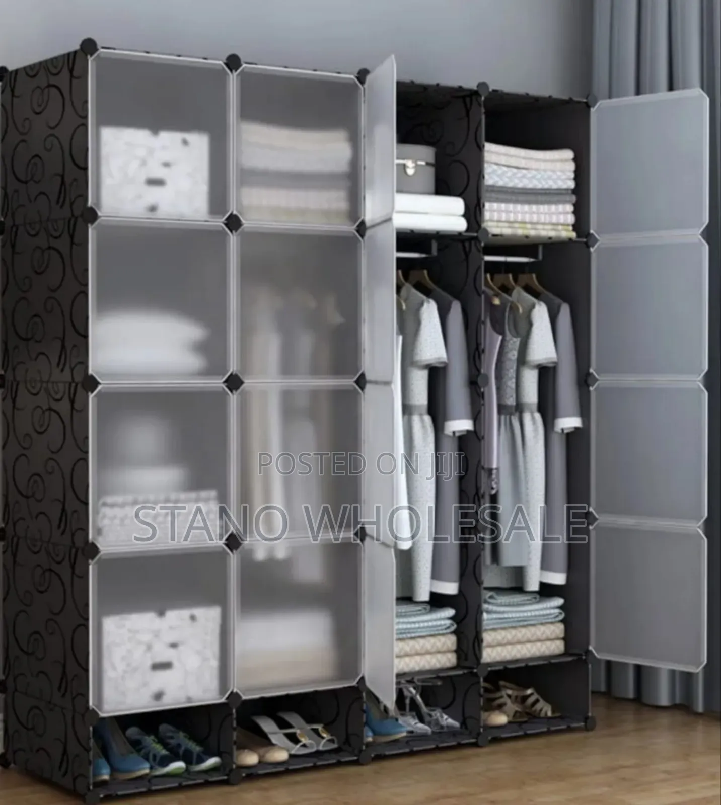 4 Columns Plastic Wardrobe