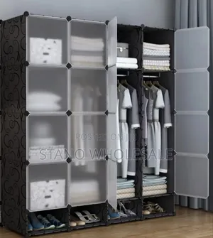 4 Columns Plastic Wardrobe