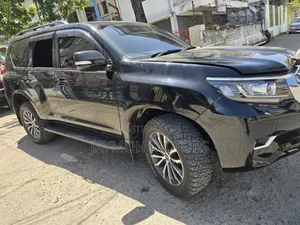 Toyota Land Cruiser Prado 2017