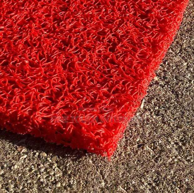 Heavy-Duty PVC Spaghetti Carpet for Busy Entrances