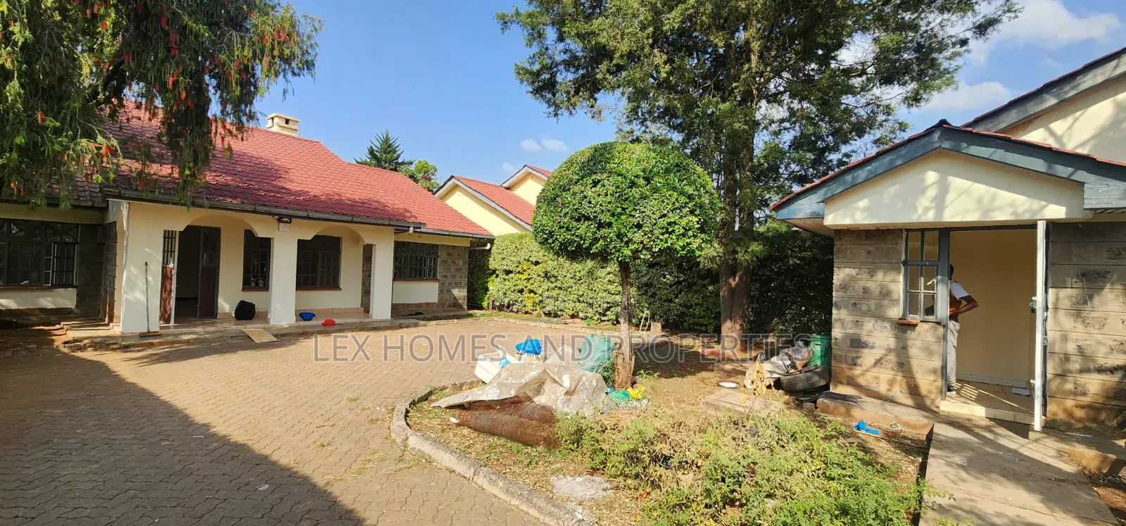 4bdrm Bungalow in NkaiMurunya for rent