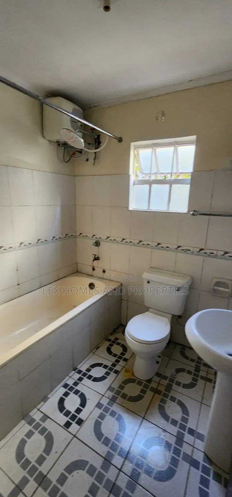 4bdrm Bungalow in NkaiMurunya for rent