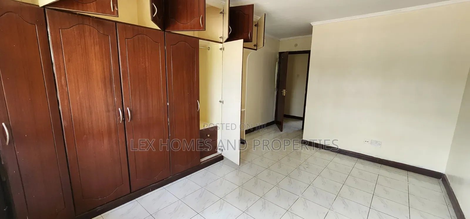 4bdrm Bungalow in NkaiMurunya for rent