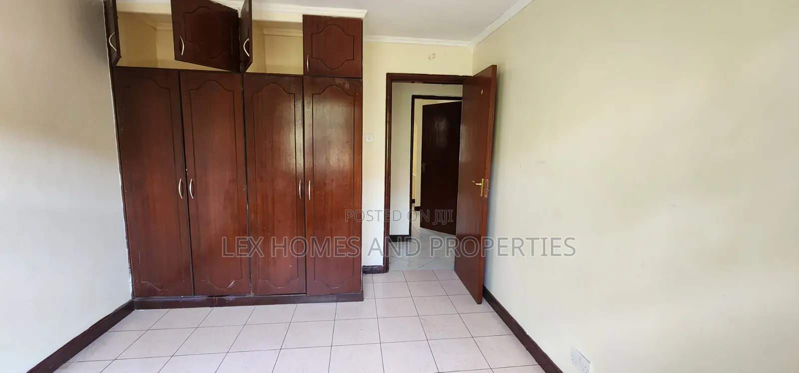 4bdrm Bungalow in NkaiMurunya for rent