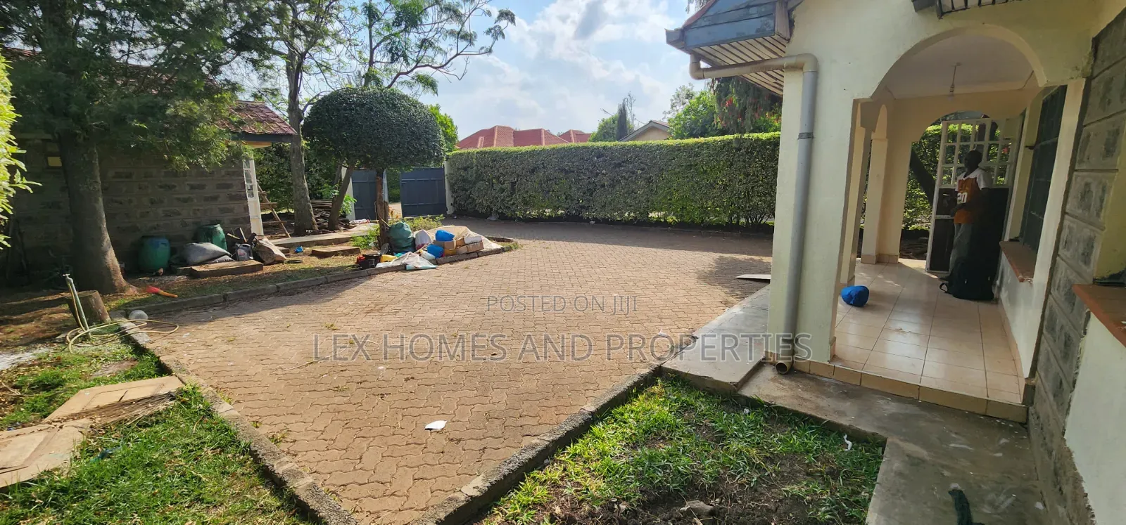4bdrm Bungalow in NkaiMurunya for rent